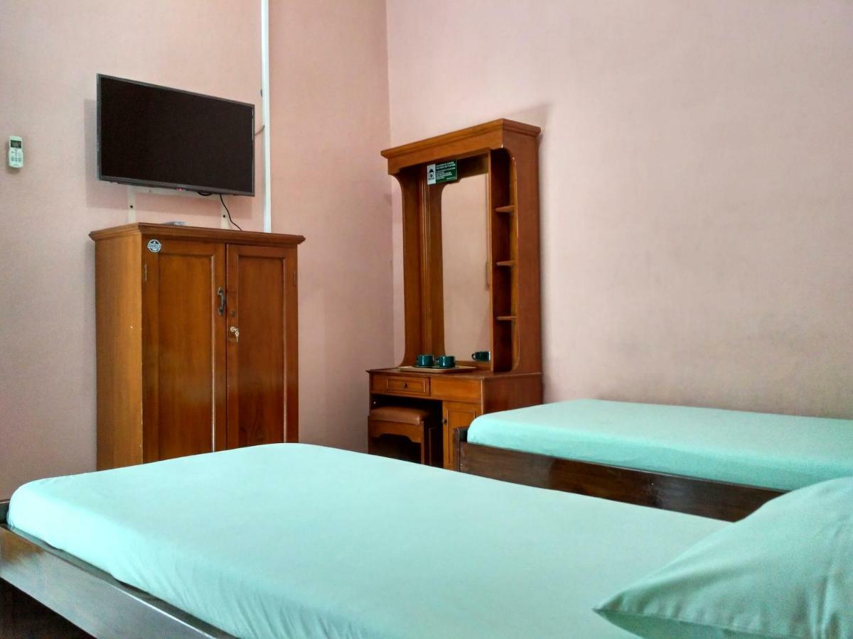 Ismoyo Hotel Джокьякарта Экстерьер фото
